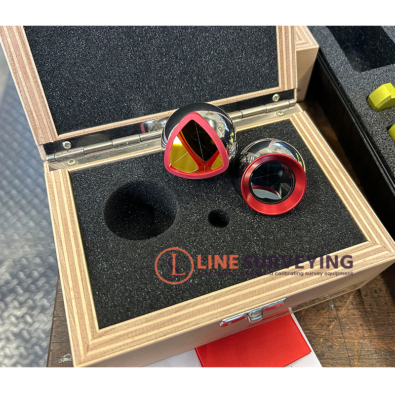 Leica Laser Tracker At500 c.jpg